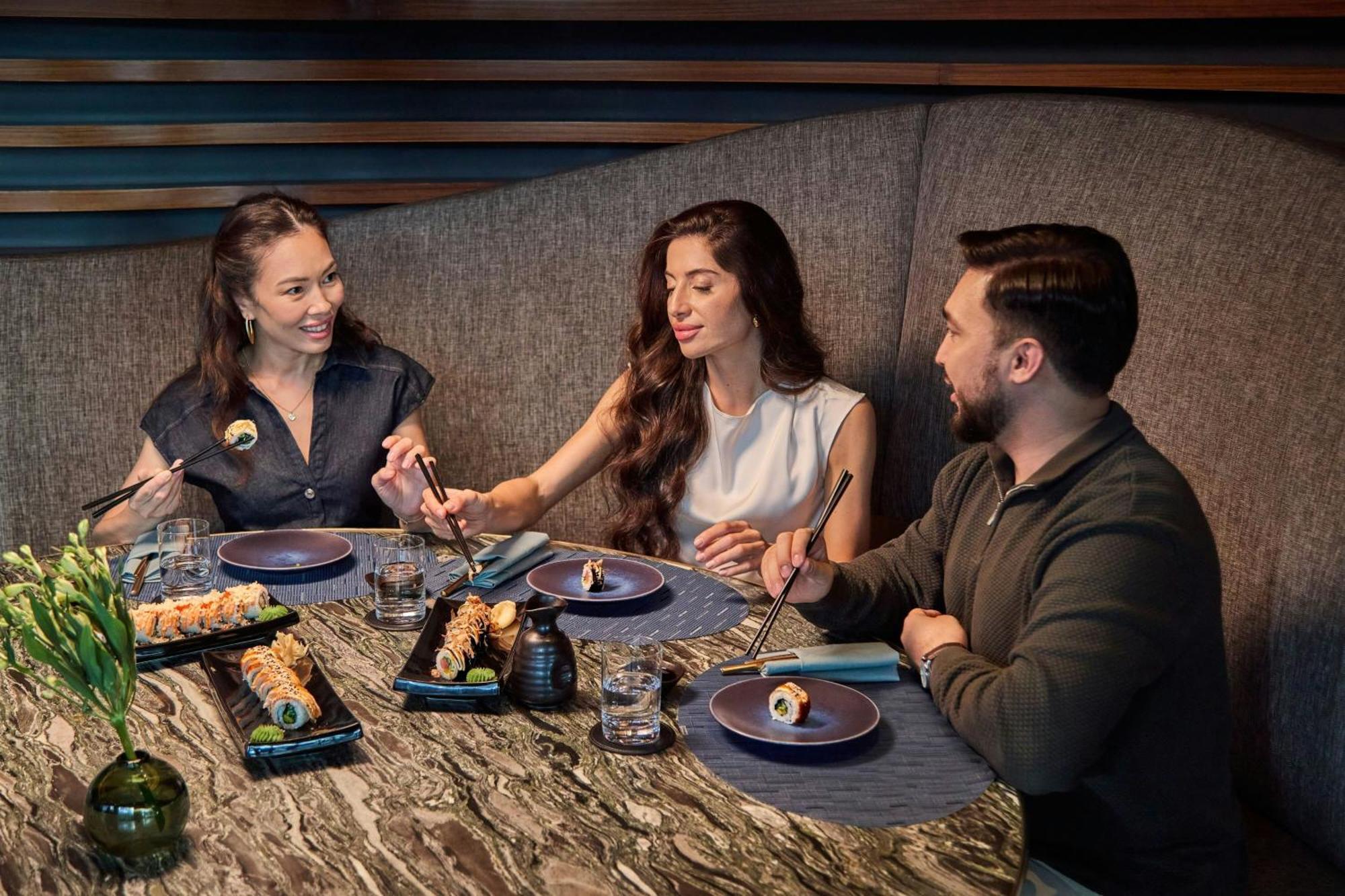 The Ritz-Carlton, Astana Hotel Luaran gambar